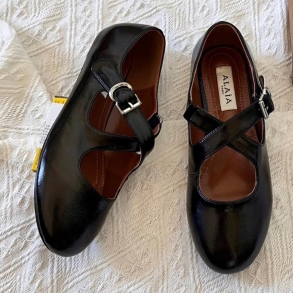 Alaia Black Leather Flats